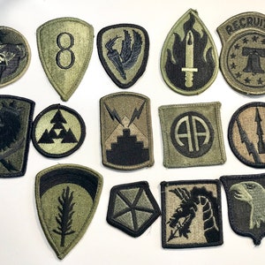 Vintage ARMEE PATCHES Militär Schulter Insignia Uniform U.S. Pick a Patch D