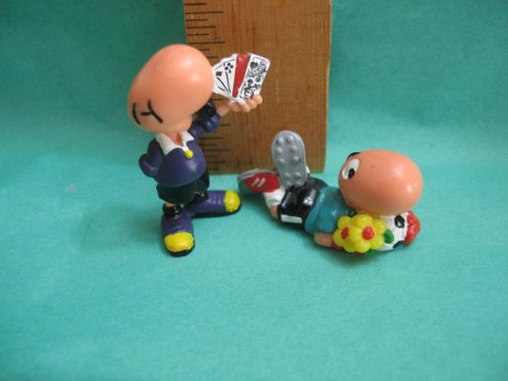 collectible kinder egg toys