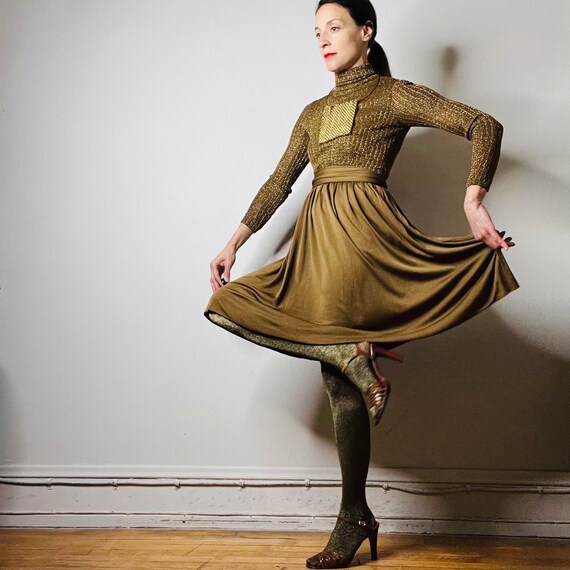 Rodrigues Dress, Vintage Jersey Dress, Metallic Knit Dress, Bronze Dress, Turtleneck Dress, 70s Dress, MOD Dress, Metallic Cocktail Dress - Etsy Rodrigues Dress, Vintage Jersey Dress, Metallic Knit Dress, Bronze Dress, Turtleneck Dress, 70s Dress, MOD Dress, Metallic Cocktail Dress - Etsy