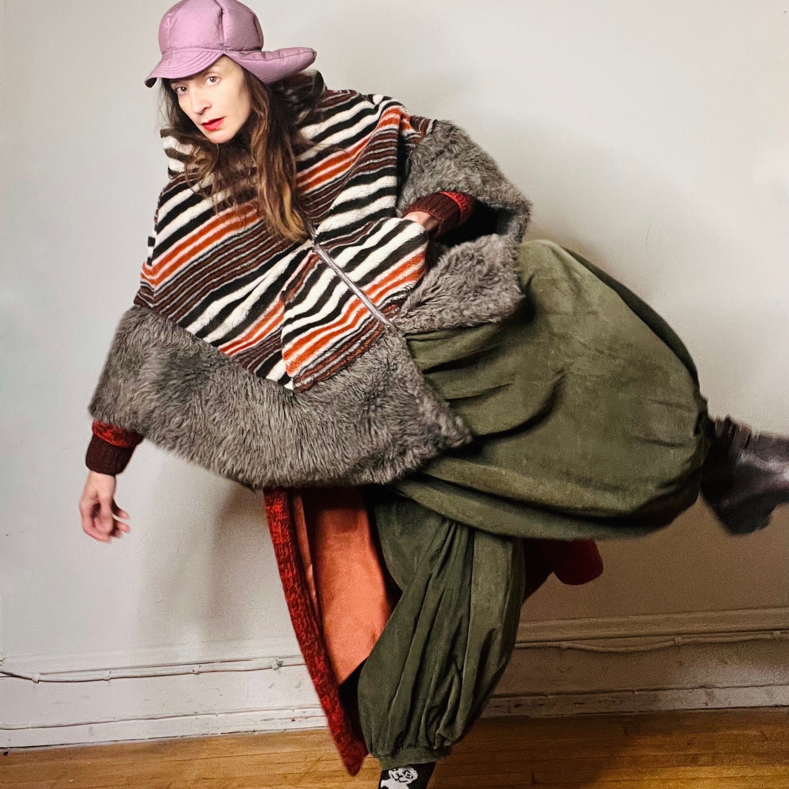American Retro Fur Hooded Cape Coat