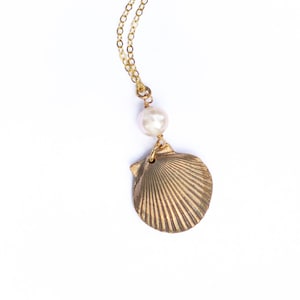 Aphrodite Pearl and Shell Necklace