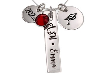 Collier de remise des diplômes personnalisé promotion 2023, collier barre verticale minimaliste avec pierre de naissance, cadeau de diplôme des parents, cadeau pour elle