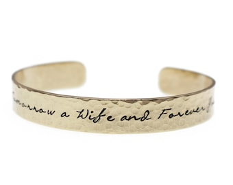 Mother of the Bride Cuff Bracelet, Personalized Custom Engraving, Mother of the Bride Gift for Mom, Wedding Gift from Daughter Son