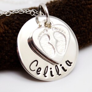 Personalized Gift for Mom, Mothers Gift, Personalize Necklace, Gift for Her, Gift for Mom, Gift for New Mommy, Baby Footprints Necklace