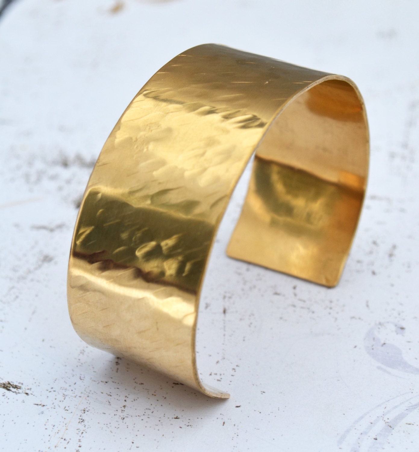 Plume Medium Brass Cuff
