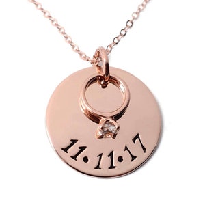Cadeau personnalisé Saint-Valentin pour elle, collier bague solitaire en or, cadeau pour femme, collier en or jaune ou rose 14 carats, cadeau d&#39;anniversaire