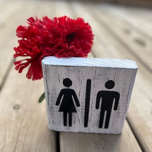Décor rustique de salle de bains en bois, décor de ferme, salle de bains drôle, cadeau de housewarming, décor à la maison, humour de salle de bains, signe de toilettes