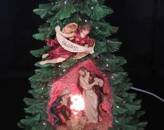 Light Up Christmas Tree w Nativity Scene