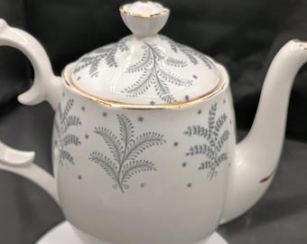 England Queen Anne Fernlea Teapot English China Teapot Party