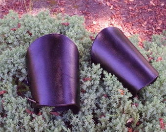 Simple Short Bracers / Cuffs