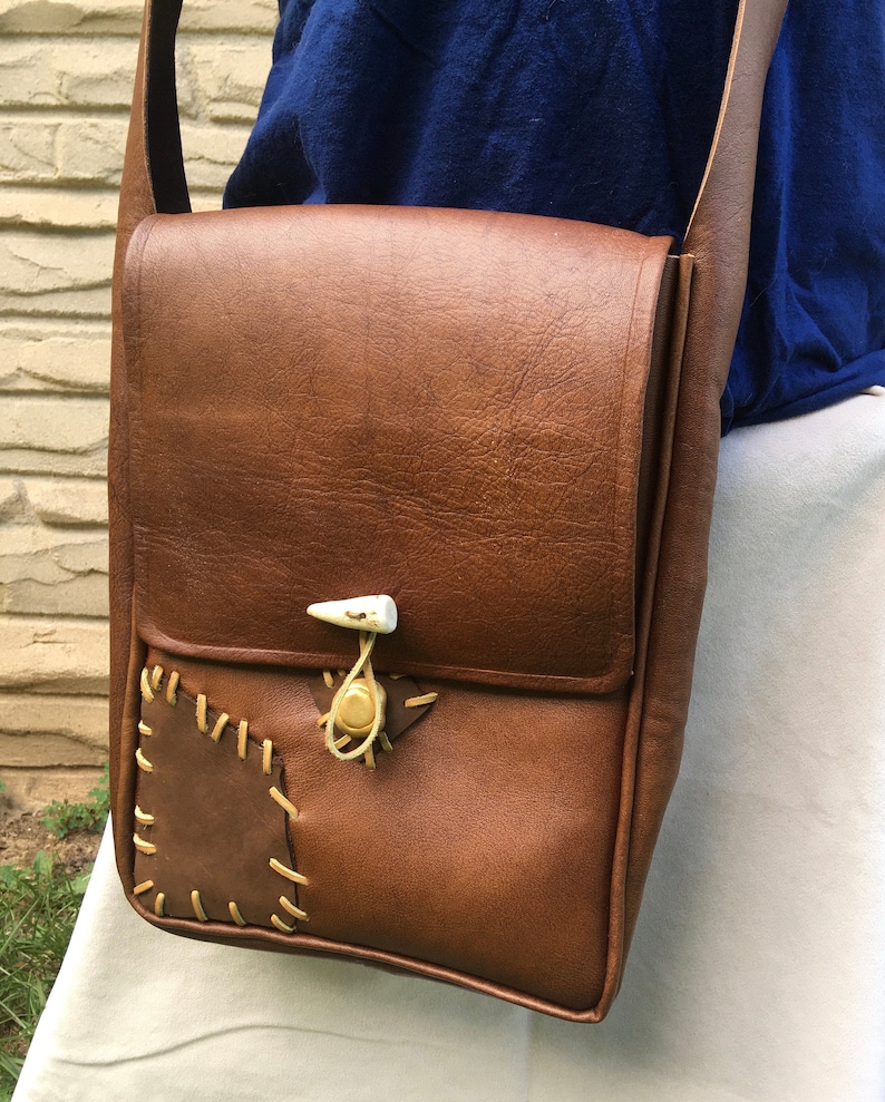 Flynn Rider Satchel Disney Tangled, Disney Cosplay, Rapunzel, Real Leather, Men's Cosplay Accessories, Screen Accurate, Excellent Replica image 1