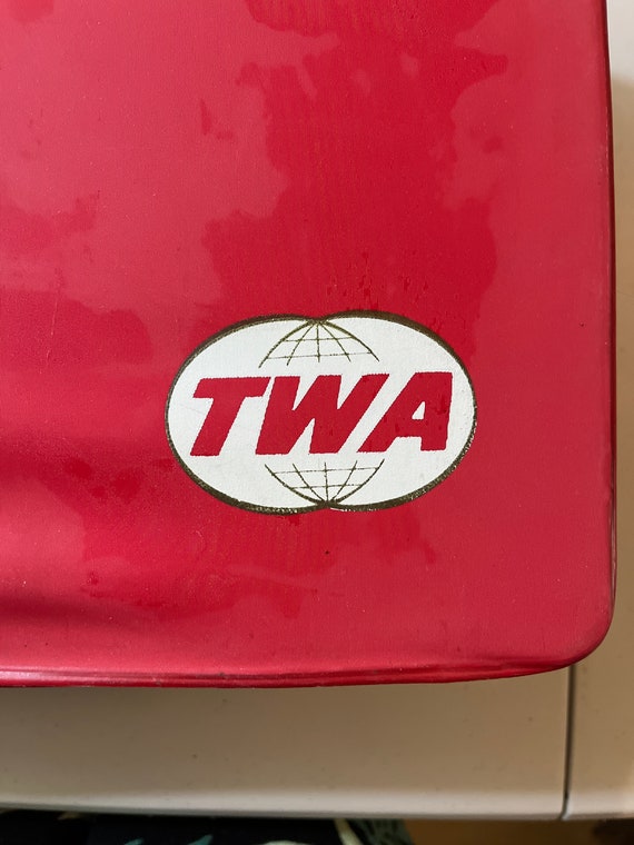 Vintage TWA Suitcase 15.5" X 10" X 5" - image 5