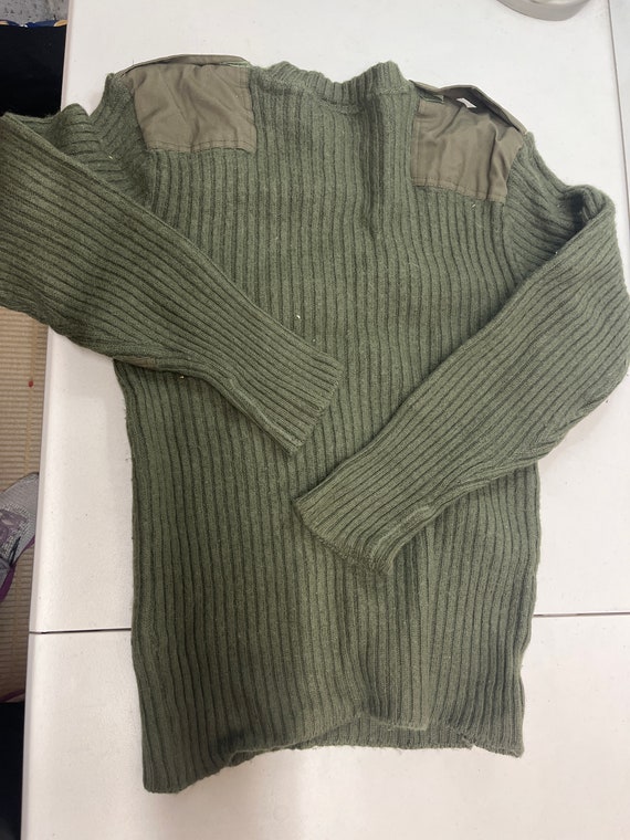 Vintage Military Sweater with elbow patches - image 4