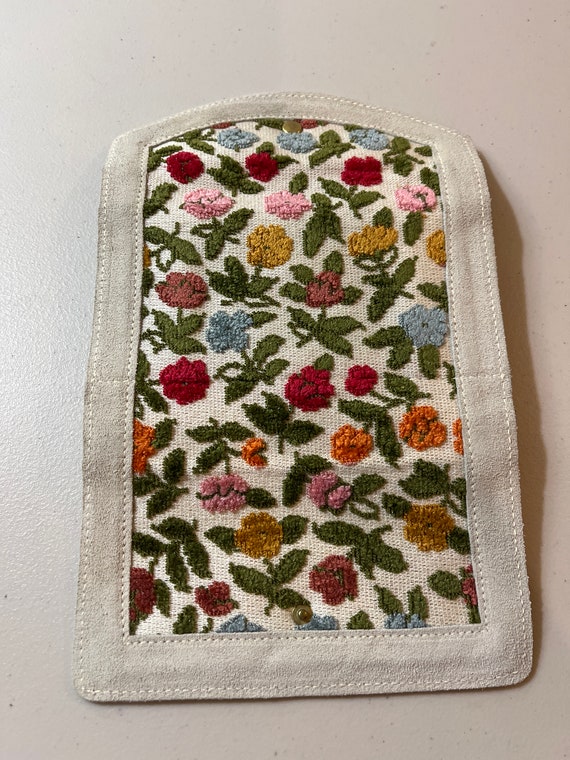 Vintage Suede Embroidered Floral Wallet - image 5