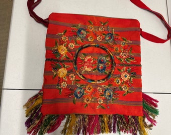 Vintage Red Embroidered Shoulder Bag