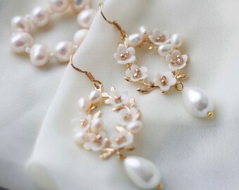 Floral Gold Pearl Wedding Earrings Pearl Gold Bridal Earrings Gold Floral Hoop Earrings