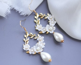 Floral Wedding Earrings, Pearl Gold Earrings, Flower Bridal Earrings, Gold Hoop Earrings, Leaf Earrings