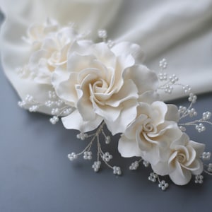 Ivory Cream Clay Gardenia Wedding Hair Piece, Flower Bridal Comb, Flower Headpiece, Bridal headpiece