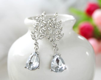 Crystal Chandelier earrings Wedding earrings Crystal Bridal earrings Chandelier Wedding earrings Silver Bridal Jewelry