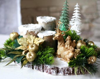 木製キャンドルのクリスマスセンターピース：ゴールドの鹿のクリスマステーブルデコレーション、ホリデーアレンジメント