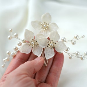 Branch Pearl with White Flowers Wedding comb, Flower Bridal comb, Pearl Hair Piece, Clay headpiece, Hydrangea Flower Bridal Headpiece image 6