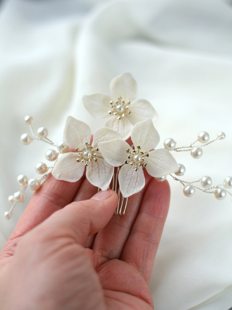 Branch Pearl with White Flowers Wedding comb, Flower Bridal comb, Pearl Hair Piece, Clay headpiece, Hydrangea Flower Bridal Headpiece image 6