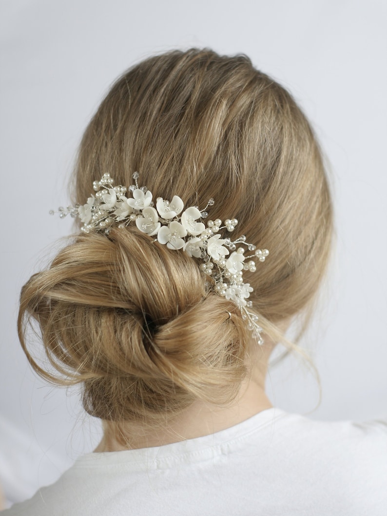Pearl Flowers Wedding Headpiece, Clay Flower Wedding Hair Comb, Flower Bridal Headpiece, Pearl Wedding hair accessories image 3