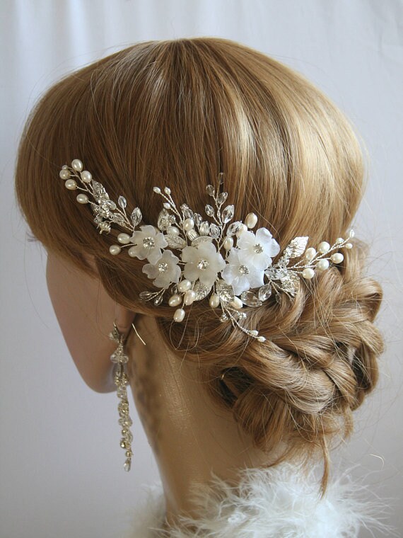 Bridal White Pearl Hair Comb Beaded Headpiece Set with Flexible Silver Wire Amazon.com : Bridal White Flower Hair Pieces with Comb  main image 2
