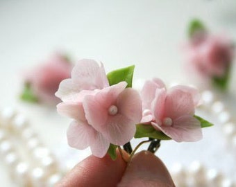 Roze Hortensia oorbellen, Sakura oorbellen, Clay Flower oorbellen, Blossom oorbellen, Roze oorbellen, Cadeau voor haar