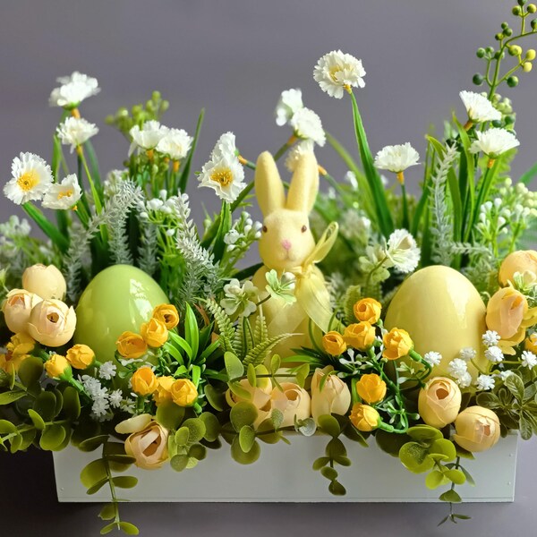 Easter Table Top Decor