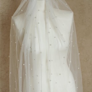 Pearl Wedding Veil: Mix Size Pearls, Soft Tulle, Bridal Accessories