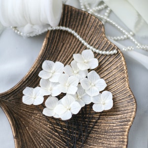 Hydrangea hair pin, Bridal hair pin, Wedding hair flower, Wedding hair pin, Bridal flower clip, Wedding flower clip Bridal hair accessories image 2