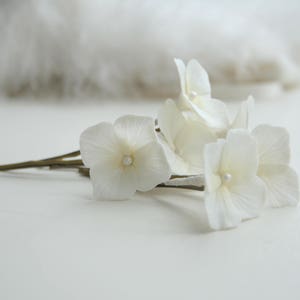 Hydrangea hair pin, Bridal hair pin, Wedding hair flower, Wedding hair pin, Bridal flower clip, Wedding flower clip Bridal hair accessories image 6