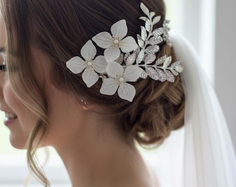 Hydrangea Flower Bridal Hair Comb: Silver Leaf Floral Headpiece