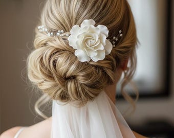 Horquilla de gardenia de arcilla: pinza para el cabello con flores para novias