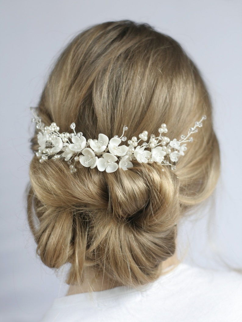 Pearl Flowers Wedding Headpiece, Clay Flower Wedding Hair Comb, Flower Bridal Headpiece, Pearl Wedding hair accessories image 2