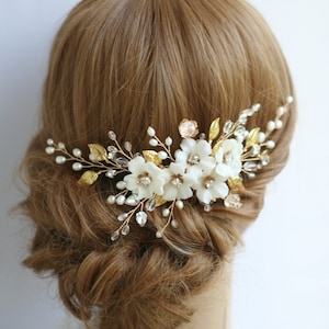 Gold Flower Wedding Hair Comb: Pearl & Crystal Bridal Headpiece