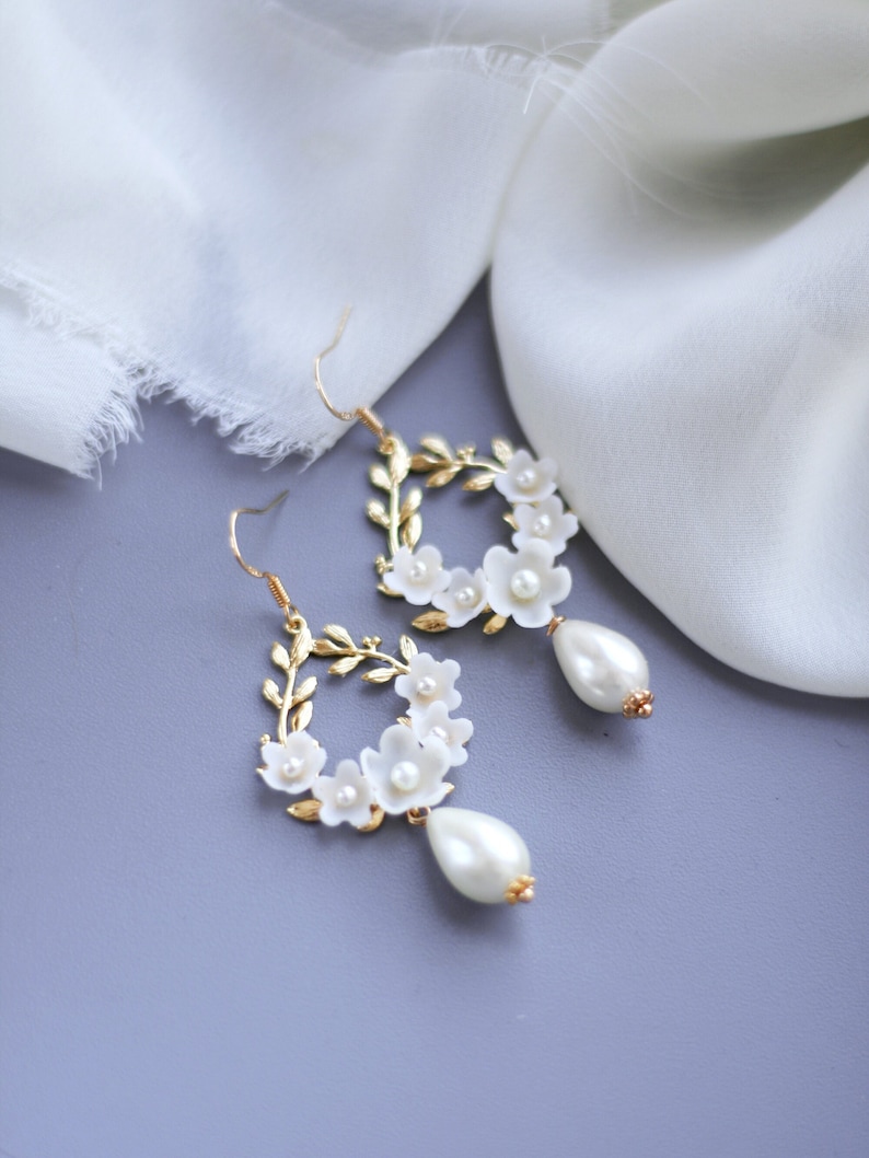 Floral Wedding Earrings, Pearl Gold Earrings, Flower Bridal Earrings, Gold Hoop Earrings, Leaf Earrings white