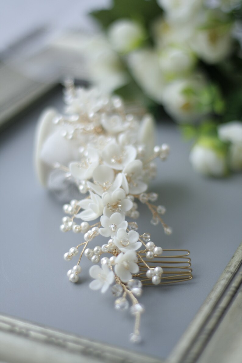 Pearl Flowers Wedding Headpiece, Clay Flower Wedding Hair Comb, Flower Bridal Headpiece, Pearl Wedding hair accessories image 5