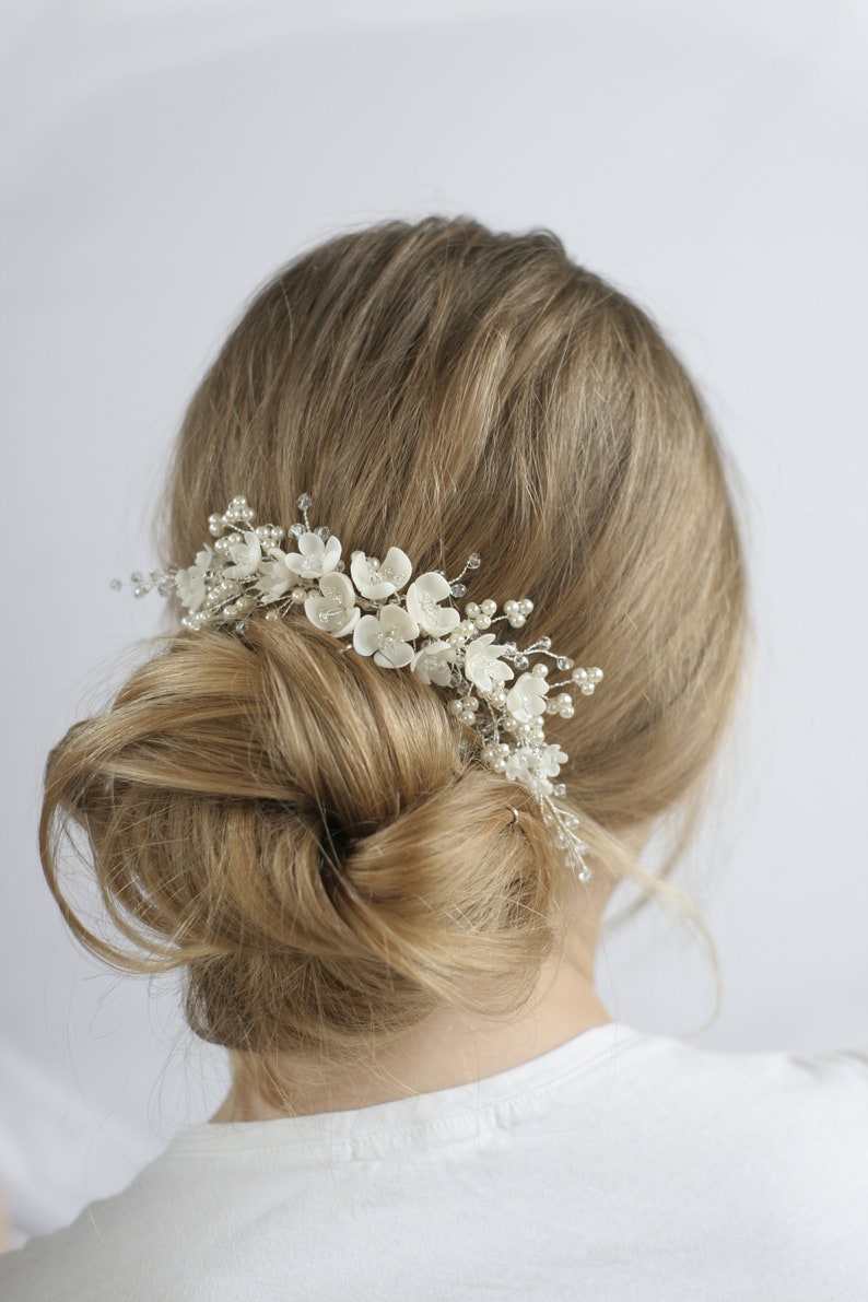 Pearl Flowers Wedding Headpiece, Clay Flower Wedding Hair Comb, Flower Bridal Headpiece, Pearl Wedding hair accessories image 9