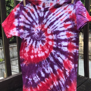 Tie-dyed tee: youth medium (10-12)