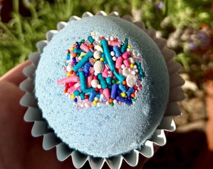 Large, Luxurious Bath Bombs