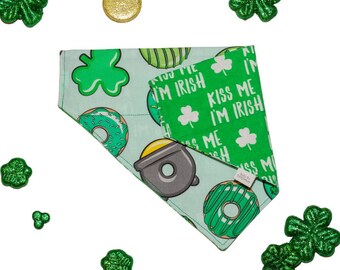 St Patrick's Day Dog Bandana, Kiss Me I'm Irish, Personalized Dog Bandanna, Donuts Bandana, Over the collar dog bandana, Green Dog Bandana