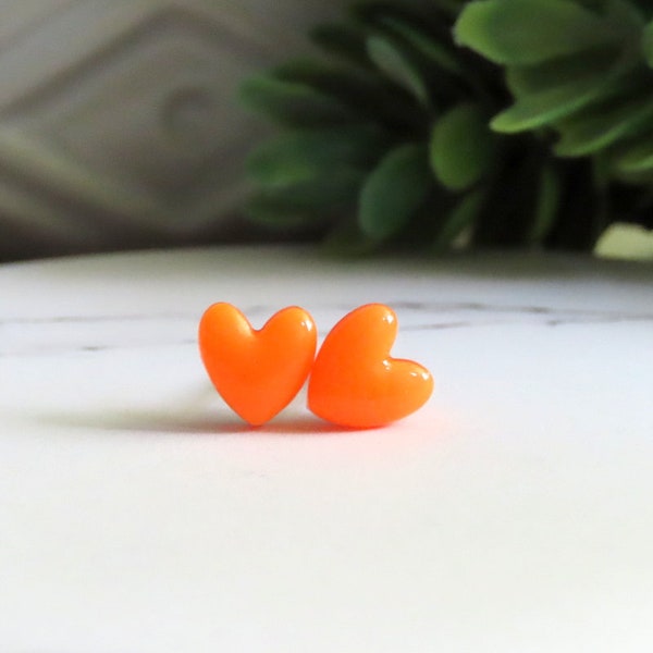 DAINTY Neon Orange Heart Earrings, Simple Heart Studs, Minimalist Stud Earrings, 7mm, Modern Earrings, Small Heart Studs