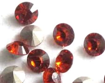 6 x Swarovski Strass Indian Red 1028 Xilion SS 29 (6 mm) rond-fond conique