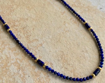 Lapis Lazuli Halskette, Layering Halskette, Boho Halskette, Heilkristall Halskette, Geburtstagsgeschenk, 925 Silber vergoldet, Double
