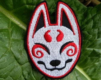 Spiral Kitsune Mask / Japanese Fox - Embroidered Iron-on Patch