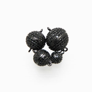 Black CZ Micro Pave 8-14mm Round Magnetic Clasp