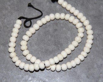 Buffalo White Bone Smooth Round Beads, 18" long full strand