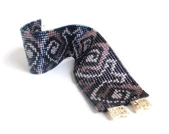 Nero e viola bracciale, braccialetto perline Toho tesoro, Bracciale floreale, progettista perline braccialetto di perline